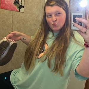 Meet your Posher, Meghan